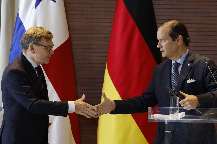 Los Gobiernos de Panamá y Alemania defendieron este jueves la protección de las vías marítimas de navegación como eje clave para asegurar el comercio global en medio de las tensiones bélicas en Oriente Medio
