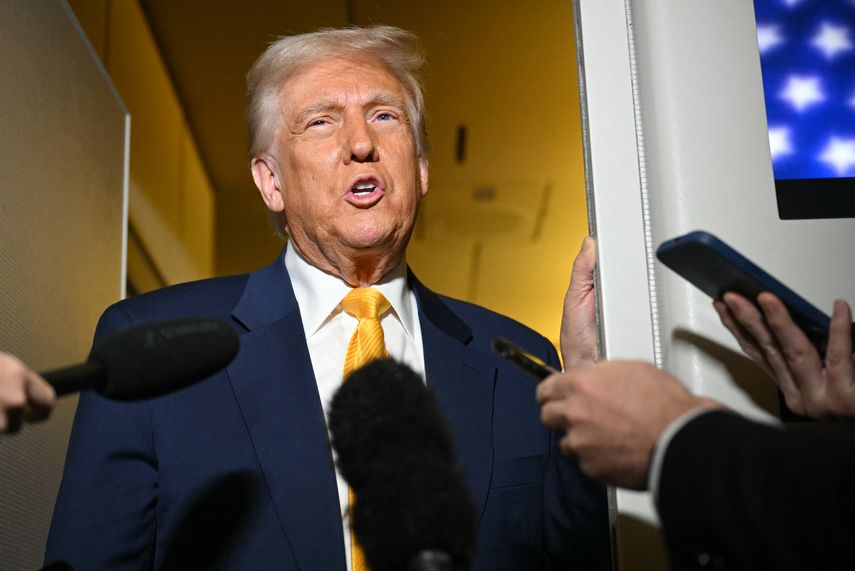 Estados Unidos planea cerrar casi 30 embajadas y consulados en diversos países