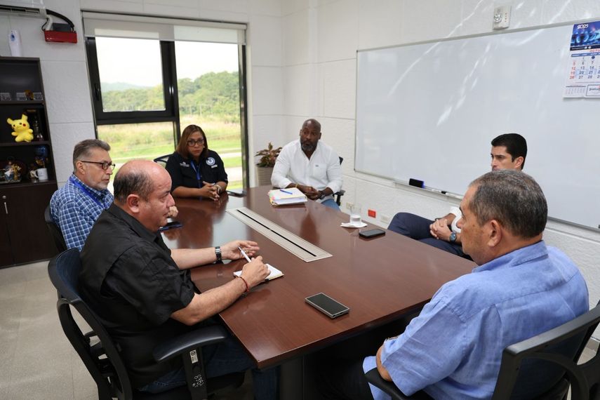 Merca Panamá y la Secretaría de Metas sostuvieron una reunión. Merca Panamá y la Secretaría de Metas sostuvieron una reunión.