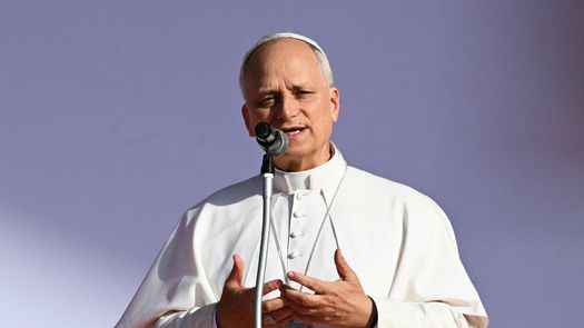 León XIV pide suplicar a Dios para que done paz a todos los pueblos de la Tierra
