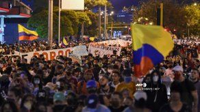Nueva jornada de protestas y disturbios en Colombia