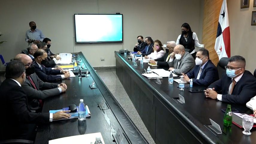 Los diputados de la Asamblea Nacional y magistrados del TE anunciaron que se reiniciar&aacute; la discusi&oacute;n del proyecto de Reformas Electorales a partir del pr&oacute;ximo lunes 20 de septiembre.