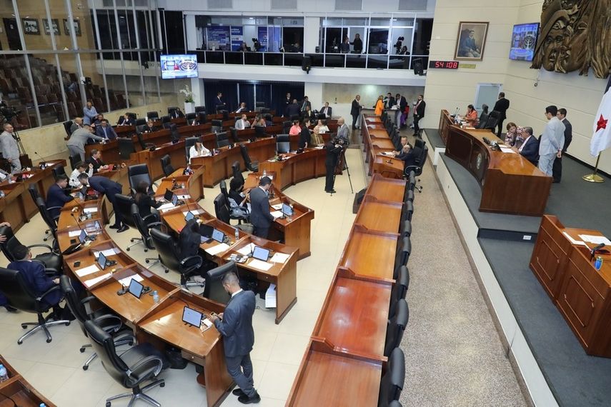 Al proyecto de ley se le dará trámite en la Asamblea Nacional. Al proyecto de ley se le dará trámite en la Asamblea Nacional.