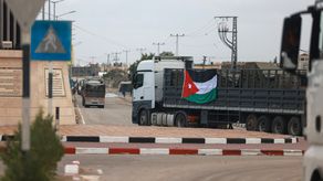 Convoy humanitario entra a la Franja de Gaza por paso israelí de Kerem Shalom
