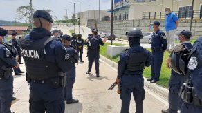 Instruyen a estamentos de seguridad para evitar discriminación contra población LGBTI