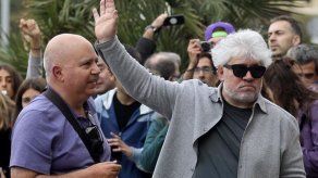 Los “panamá papers” le amargan la fiesta a Almodóvar en Cannes