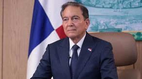 Presidente Laurentino Cortizo recibe transfusión de sangre por su tratamiento médico