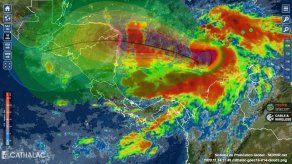 Centroamérica se prepara para la arremetida de un nuevo huracán