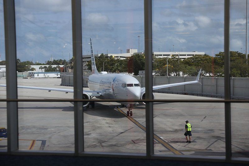 Costa Rica aspira a reapertura gradual de aeropuertos para revivir turismo