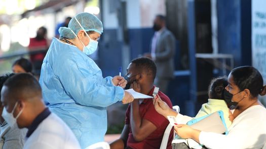 Panamá rompe récord en positividad por Covid-19