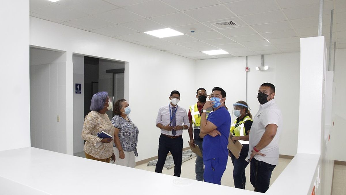Nueva sala para pacientes COVID-19 en el Nicolás A. Solano con 85% de avance
