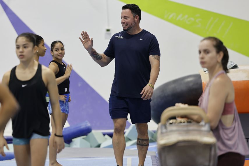Panamá presentará para los Juegos Panamericanos Junior Asunción 2025 una delegación de 34 deportistas, compuesta por 17 mujeres y 17 hombres, que competirán en 14 deportes y 16 modalidades, y que pretenderá superar la marca de cinco medallas de bronce lograda en Cali 2021. Panamá presentará para los Juegos Panamericanos Junior Asunción 2025 una delegación de 34 deportistas, compuesta por 17 mujeres y 17 hombres, que competirán en 14 deportes y 16 modalidades, y que pretenderá superar la marca de cinco medallas de bronce lograda en Cali 2021. 