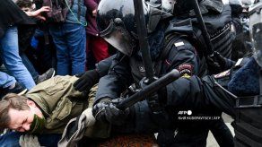 Más de 2 mil detenidos en las protestas opositoras en Rusia