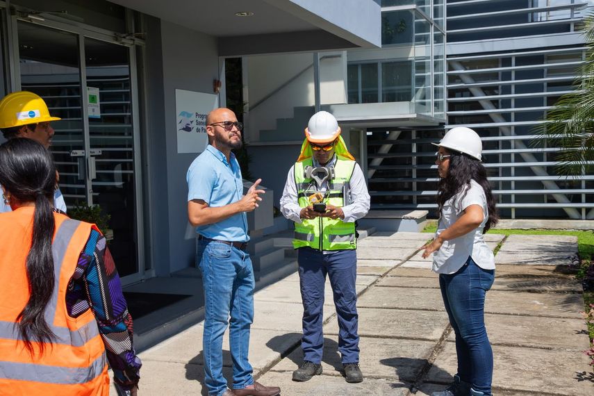 Convenio suscrito entre la Alcaldía de Panamá, Minsa y MiAmbiente. Convenio suscrito entre la Alcaldía de Panamá, Minsa y MiAmbiente.