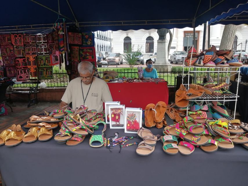 En el Micro Urban Fest también hubo “mercadito artesanal”