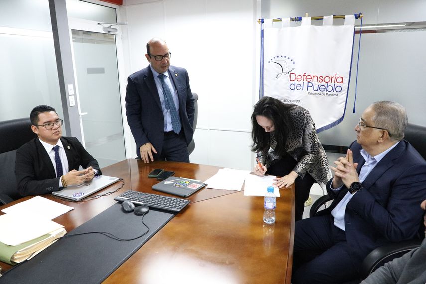 Defensoría del Pueblo pide a Naturgy garantizar reparación y no repetición de quejas