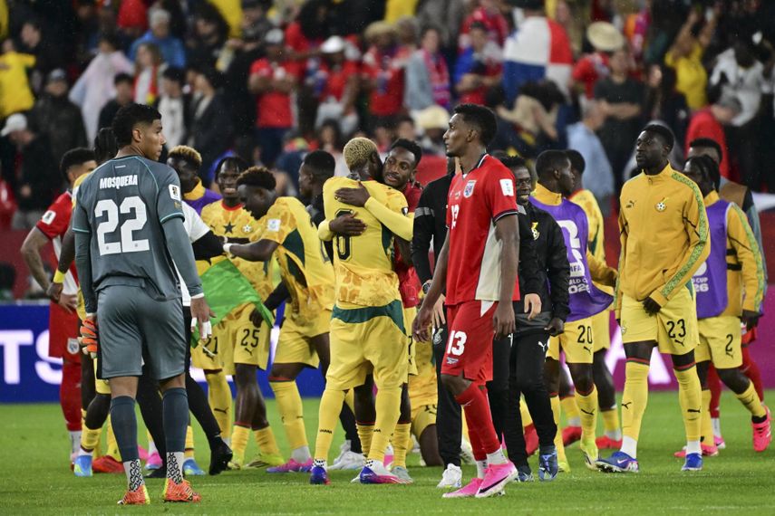 Los jugadores panameños están dolidos por el desenlace del partido ante Ghana