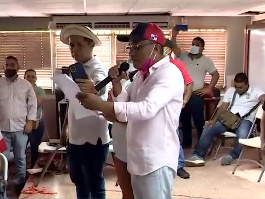 Meduca y docentes de Veraguas firman acuerdo