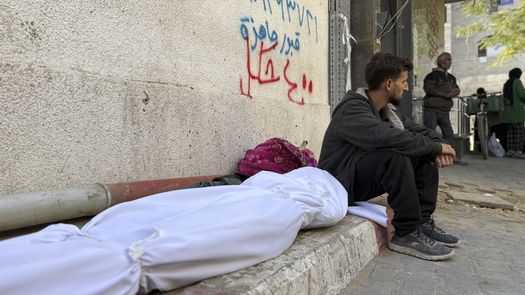 Hamás instó este sábado a los mediadores regionales y a Estados Unidos a intervenir urgentemente ante la oleada de bombardeos israelíes durante esta tarde en la Franja de Gaza, que han dejado hasta ahora al menos 22 muertos.