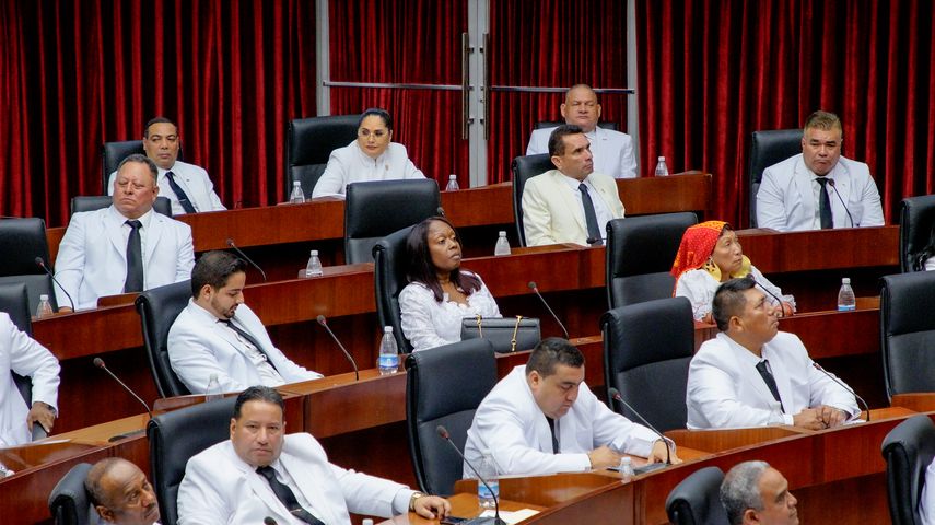 Asamblea Nacional gastó más de 48 mil en viajes al exterior.