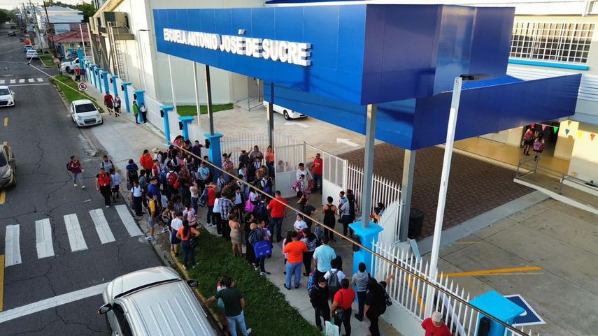 Meduca entrega nueva sede de la Escuela Antonio José de Sucre en Chiriquí