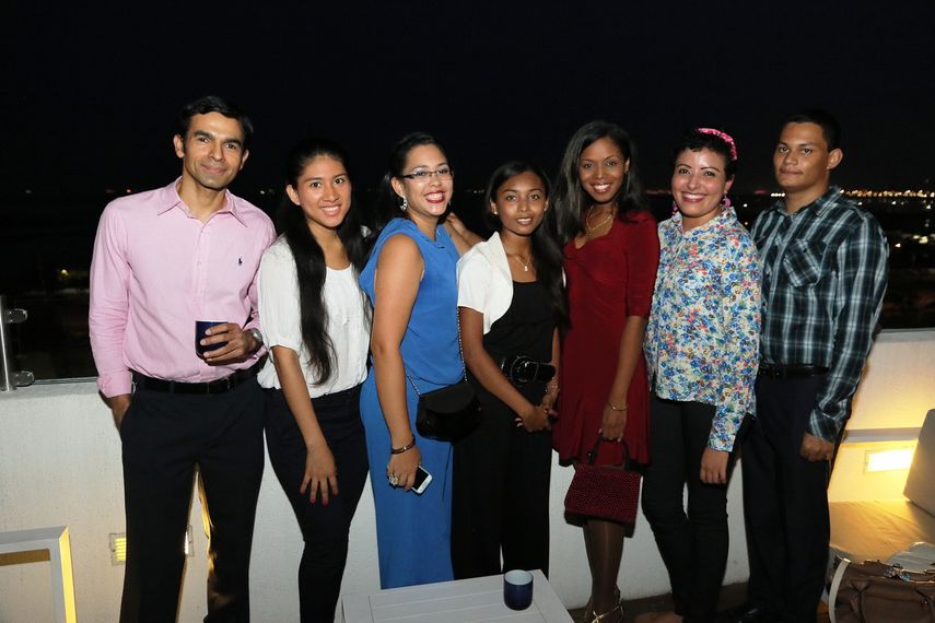 La Embajada de EEUU (Estados Unidos) en Panamá anunció que se mantiene abierta la convocatoria de programa de intercambio para los panameños interesados en estudiar en Norteamérica. La Embajada de EEUU (Estados Unidos) en Panamá anunció que se mantiene abierta la convocatoria de programa de intercambio para los panameños interesados en estudiar en Norteamérica.