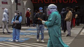 Ecuador restringe tránsito por carreteras las noches de los fines de semana