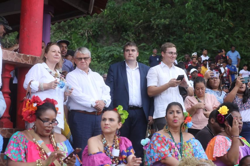 Portobelo festejó al ritmo del tambor congo.