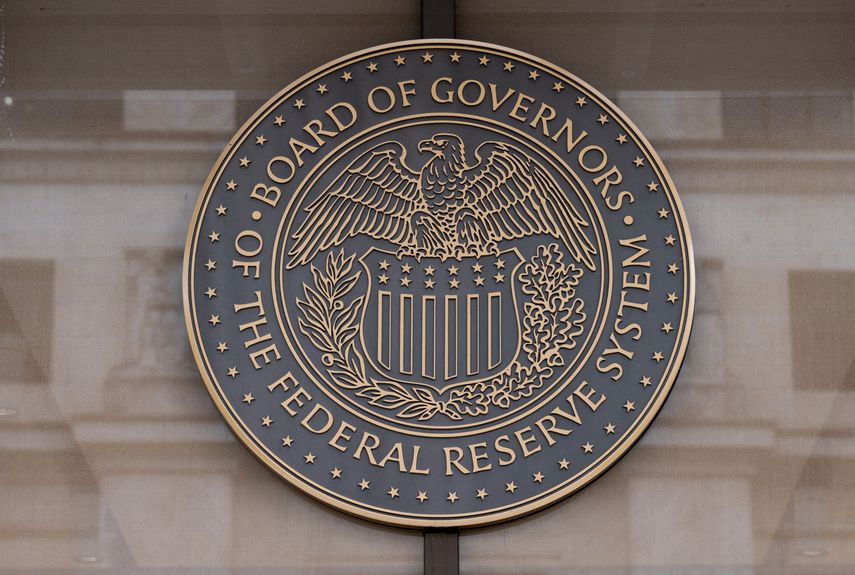 La Reserva Federal de Estados Unidos (Fed) inició este martes una reunión de dos días en la que se prevé que mantenga las tasas de interés en los niveles actuales, a la espera de conocer el impacto económico de la ofensiva proteccionista de Donald Trump. La Reserva Federal de Estados Unidos (Fed) inició este martes una reunión de dos días en la que se prevé que mantenga las tasas de interés en los niveles actuales, a la espera de conocer el impacto económico de la ofensiva proteccionista de Donald Trump.