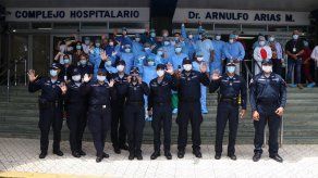 Policía Nacional lleva mensaje de esperanza a sanitarios de la CSS