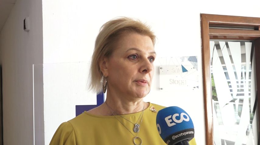 Empresarios como Giulia De Sanctis, recalcan la importancia de restar competencias a la Contraloría para evitar futuros abusos.