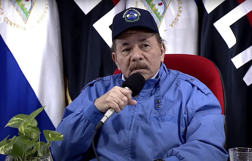 Daniel Ortega critica a gobiernos de Latinoamérica por "hacer de jueces" en Venezuela. Daniel Ortega critica a gobiernos de Latinoamérica por "hacer de jueces" en Venezuela.