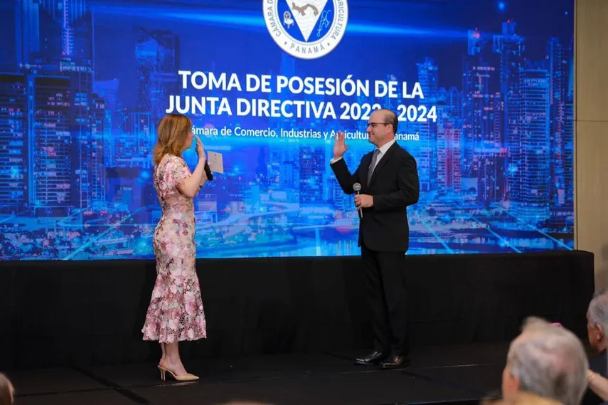 La Cámara de Comercio, Industria y Agricultura de Panamá (CCIAP), en su Cámara Opina de este domingo, resaltó la importancia que tiene el país en crear una fuerza de empleomanía.