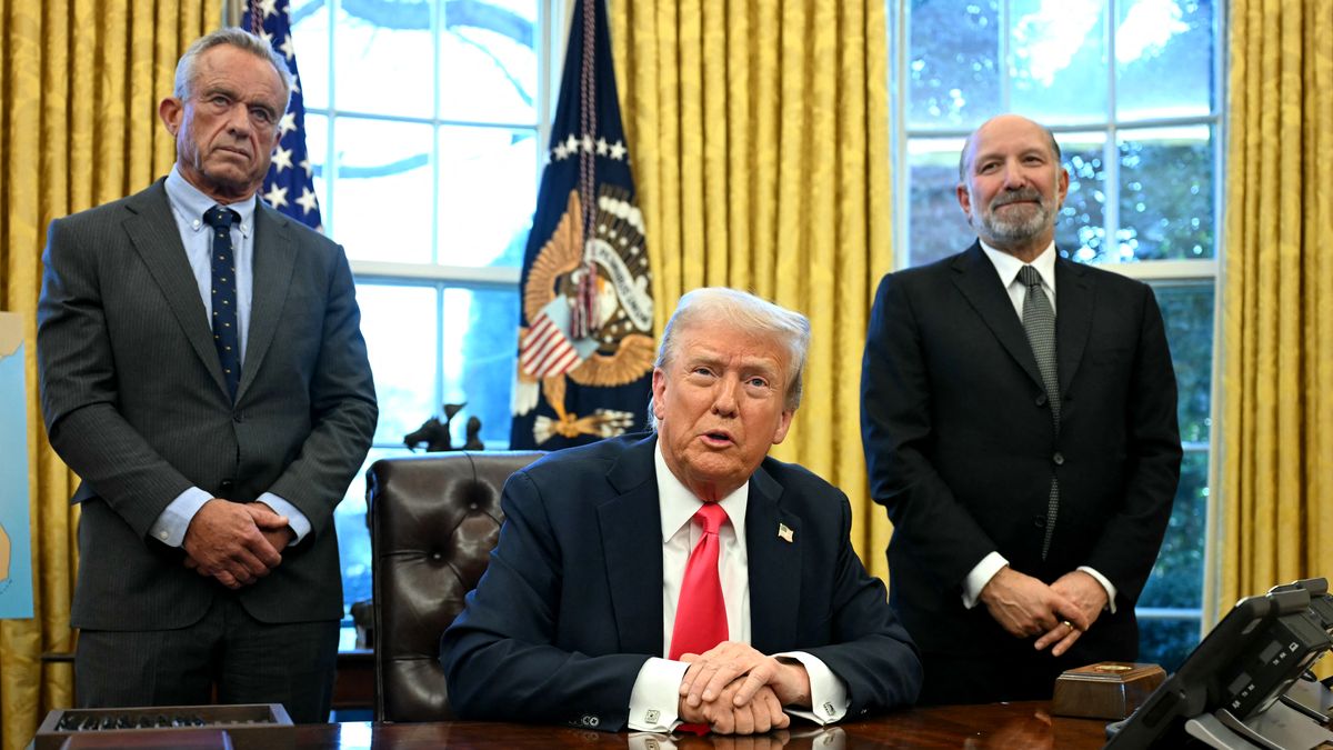 Trump dice que venderá permisos de residencia dorados por $5 millones