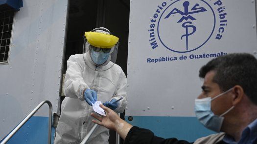 Guatemala registra&nbsp;casi 12.000 muertos, en momentos que los contagios rondan los 5.000 por día.&nbsp;