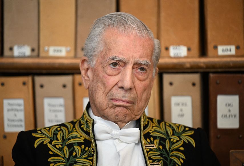 Mario Vargas Llosa fallece en Lima a los 89 años, informa su familia Mario Vargas Llosa fallece en Lima a los 89 años, informa su familia