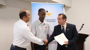 Ministro Rivera Staff reitera que la productividad es clave para desarrollo del país