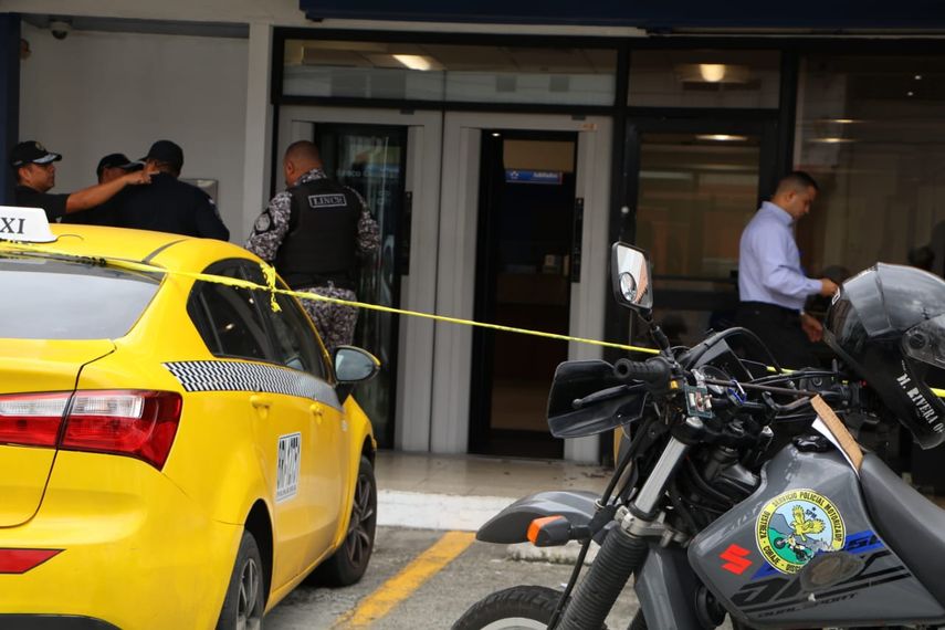 La misión de aprehender a todos los involucrados en este delito contra el Banco General, señala la Policía Nacional.