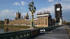 Confusión en zonas de Inglaterra afectadas por variante india de covid-19