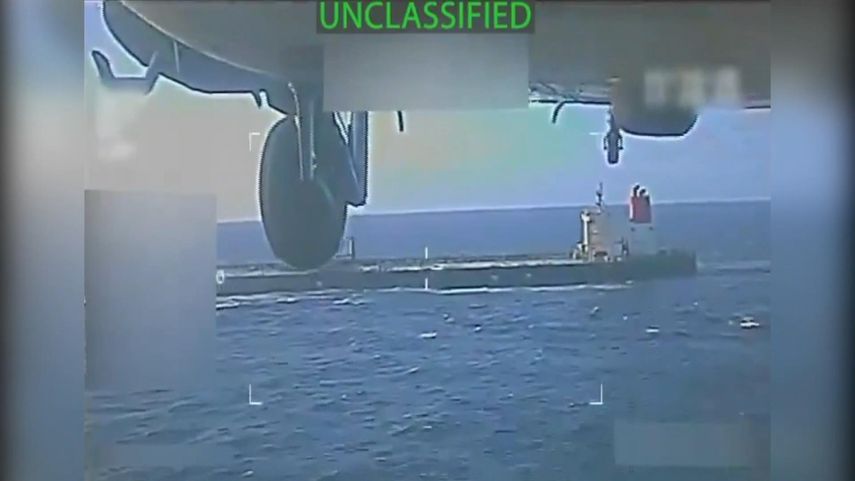 Estados Unidos (EEUU) subió la presión este miércoles en torno a Venezuela al interceptar y confiscar un petrolero frente a las costas del país suramericano, como parte del despliegue naval y militar que Washington mantiene desde agosto pasado en el Caribe, y que Caracas calificó como un Estados Unidos (EEUU) subió la presión este miércoles en torno a Venezuela al interceptar y confiscar un petrolero frente a las costas del país suramericano, como parte del despliegue naval y militar que Washington mantiene desde agosto pasado en el Caribe, y que Caracas calificó como un