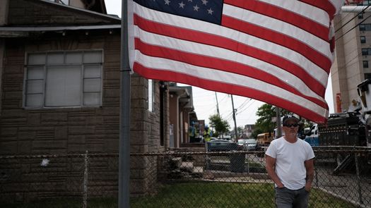 La Corte Suprema anunció el viernes que desistirá de bloquear una norma del gobierno de Estados Unidos que da prioridad a la deportación de inmigrantes&nbsp;