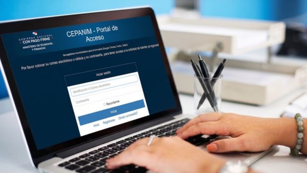 El proceso de registro de beneficiarios del programa de Certificados de Pago Negociables por Interés por Mora (CEPANIM) alcanzó 205,870 solicitudes de reclamo hasta el pasado 3 de mayo, según cifras divulgadas por el Ministerio de Economía y Finanzas (MEF). El proceso de registro de beneficiarios del programa de Certificados de Pago Negociables por Interés por Mora (CEPANIM) alcanzó 205,870 solicitudes de reclamo hasta el pasado 3 de mayo, según cifras divulgadas por el Ministerio de Economía y Finanzas (MEF).