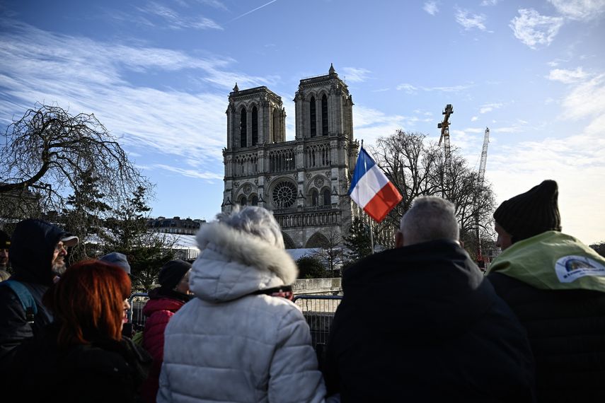 Notre Dame vuelve a abrir sus puertas cinco años después de su incendio. Notre Dame vuelve a abrir sus puertas cinco años después de su incendio.