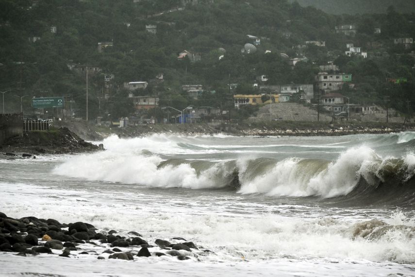 El huracán Melissa en el Caribe sube a categoría máxima El huracán Melissa en el Caribe sube a categoría máxima