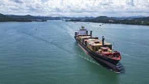 La Convención Marítima de las Américas se celebrará en mayo en Ciudad de Panamá, donde reunirá a más de 40 países de la región, navieras y operadores para discutir, entre otros asuntos, la coyuntura actual del comercio marítimo y los reajustes en las rutas a raíz de la situación en el estrecho de Ormuz.