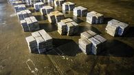 La Policía de Panamá detuvo a 26 trabajadores portuarios presuntamente vinculados con una red de tráfico de cocaína hacia Europa y Oceanía, según informó este jueves la Policía de Australia en un comunicado conjunto con autoridades del país centroamericano. La Policía de Panamá detuvo a 26 trabajadores portuarios presuntamente vinculados con una red de tráfico de cocaína hacia Europa y Oceanía, según informó este jueves la Policía de Australia en un comunicado conjunto con autoridades del país centroamericano.