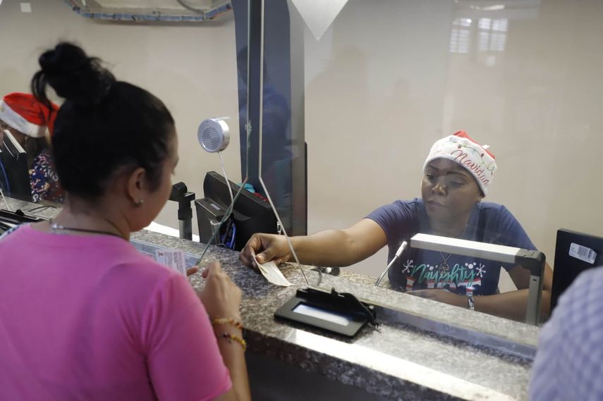 Municipio de Panamá recuerda que el horario de atención al público del Centro de Entrega es de lunes a viernes de 7 a.m. a 6 p.m. y sábados de 9 a.m. a 3 p.m. Municipio de Panamá recuerda que el horario de atención al público del Centro de Entrega es de lunes a viernes de 7 a.m. a 6 p.m. y sábados de 9 a.m. a 3 p.m.