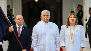 Presidente Mulino encabezó celebración del Día de los Símbolos Patrios