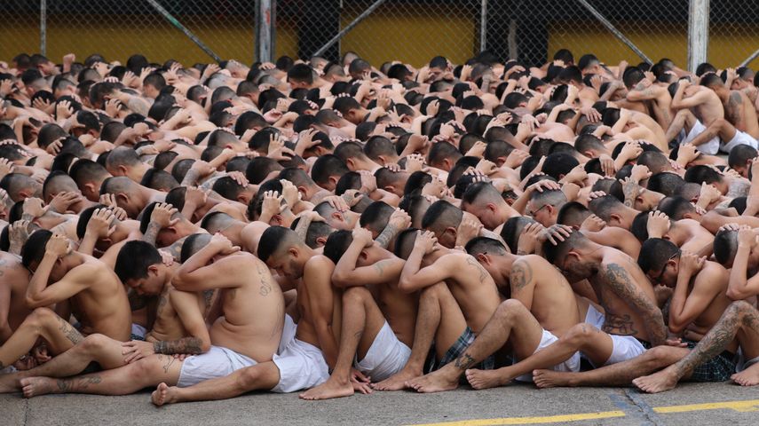 Antes de marzo, en las cárceles de El Salvador había 16.000 pandilleros encarcelados.