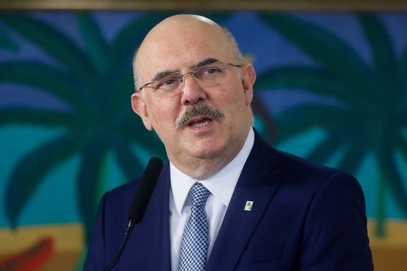 Ministro de Eduación de Brasil dice que jóvenes sin fe son zombis existenciales